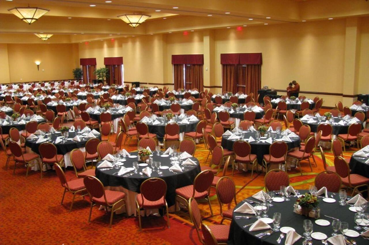 Embassy Suites San Marcos Hotel Conference Center Екстер'єр фото