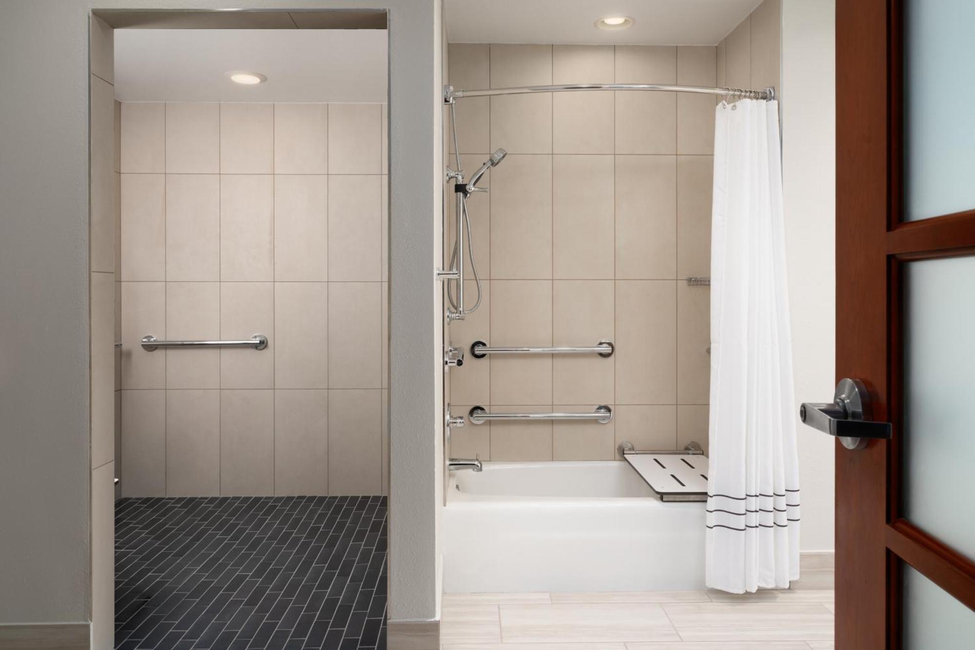 Embassy Suites San Marcos Hotel Conference Center Екстер'єр фото
